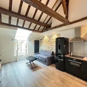  Apartment Grand Place Des Vosges, Marais/bastille